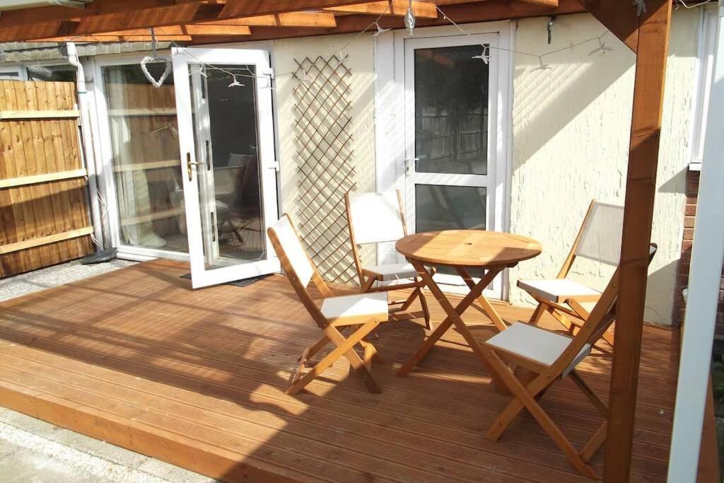 Вилла Berwicks House - Nec & Airport - Stylish 3-Bed House With Garden Бирмингем Экстерьер фото