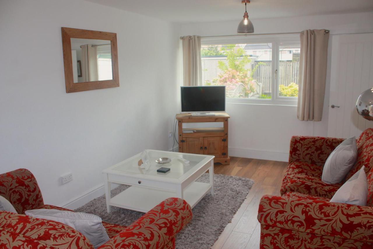 Вилла Berwicks House - Nec & Airport - Stylish 3-Bed House With Garden Бирмингем Экстерьер фото