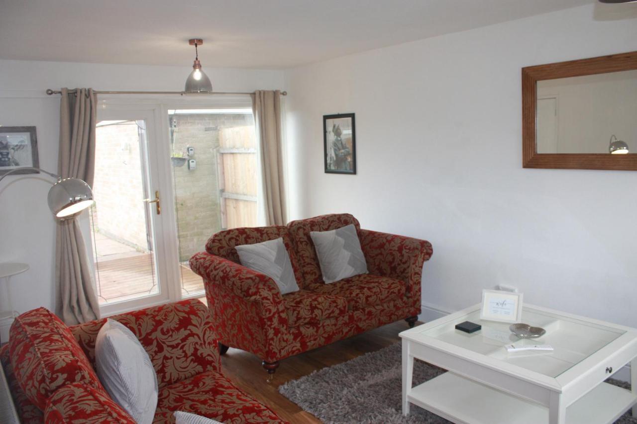 Вилла Berwicks House - Nec & Airport - Stylish 3-Bed House With Garden Бирмингем Экстерьер фото